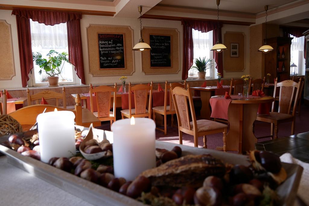 Hotel Garni Brauhof Niederwiesa Buitenkant foto