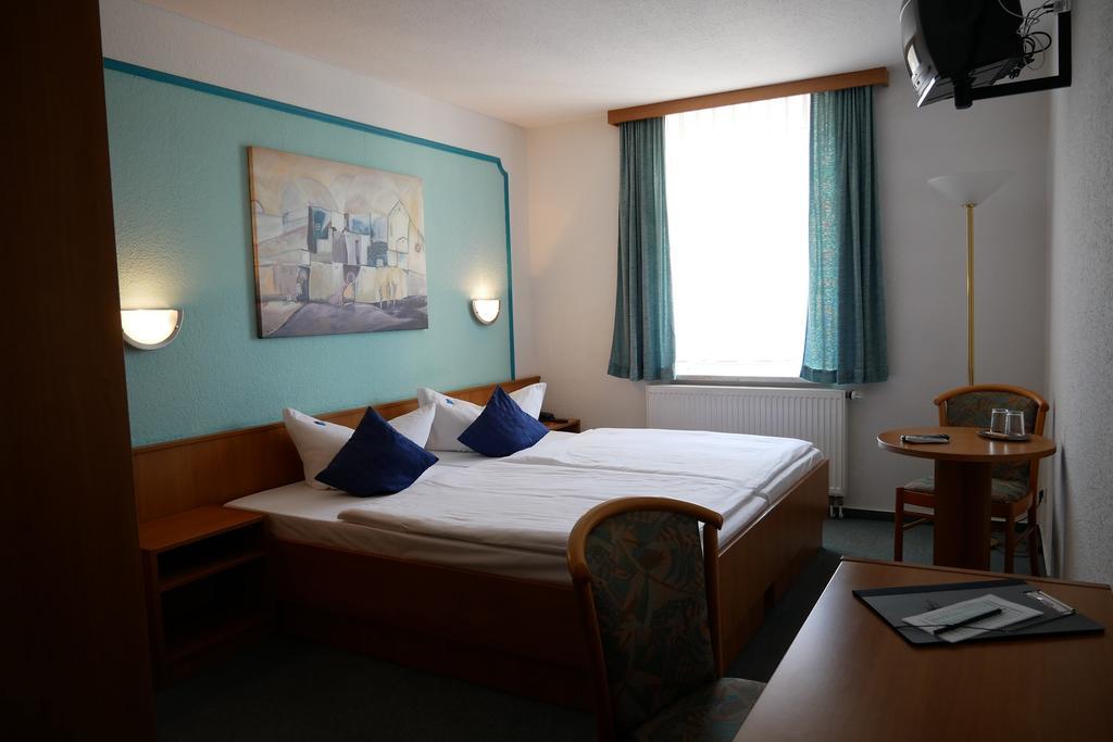 Hotel Garni Brauhof Niederwiesa Buitenkant foto